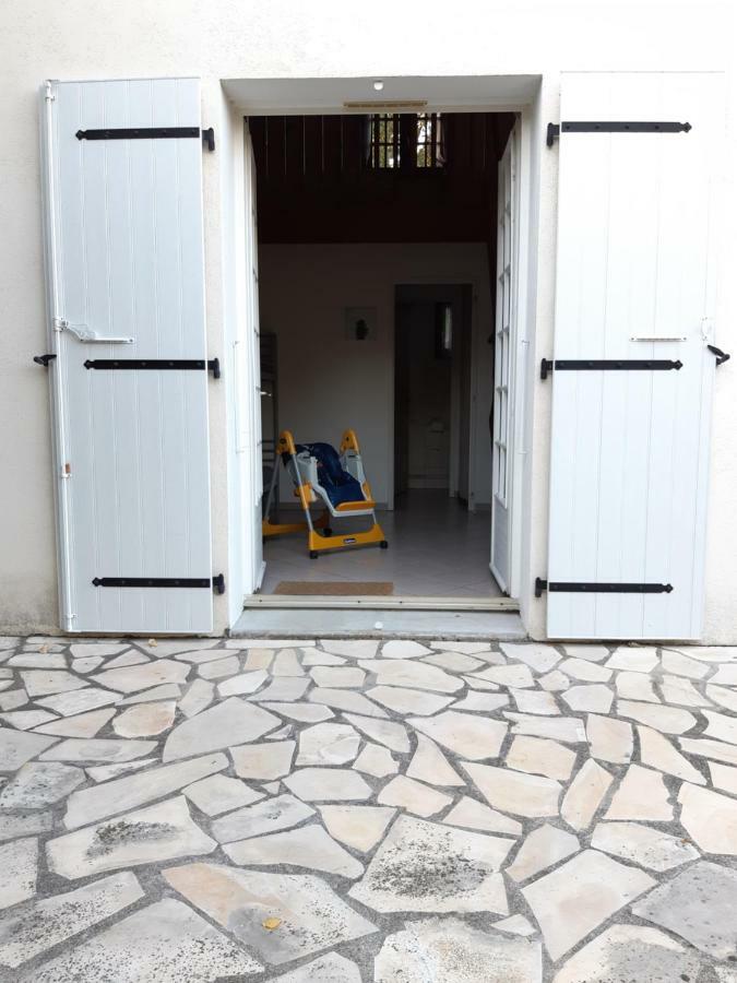 L'Abri D'Emilie Villa Saint-Xandre Buitenkant foto
